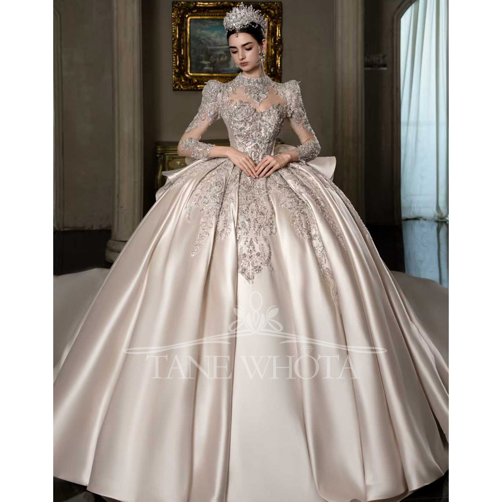 Embroidery Roses - Luxe roze baljurk trouwjurk met lovertjes