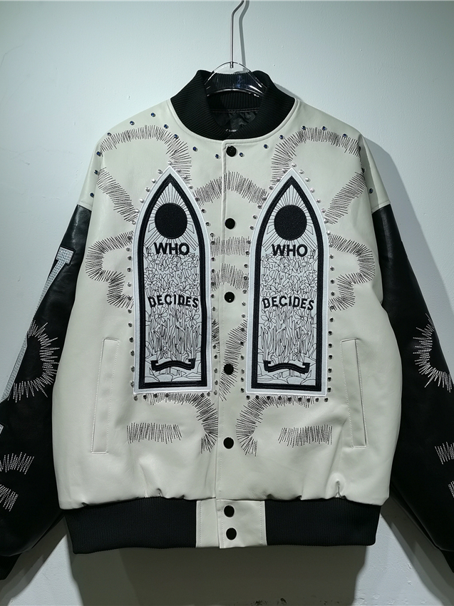 Gotische totem-borduurjas met  - Embroidery Gothic recensie en prijs