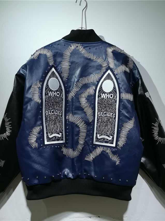 Gotische totem-borduurjas met  - Embroidery Gothic recensie en prijs