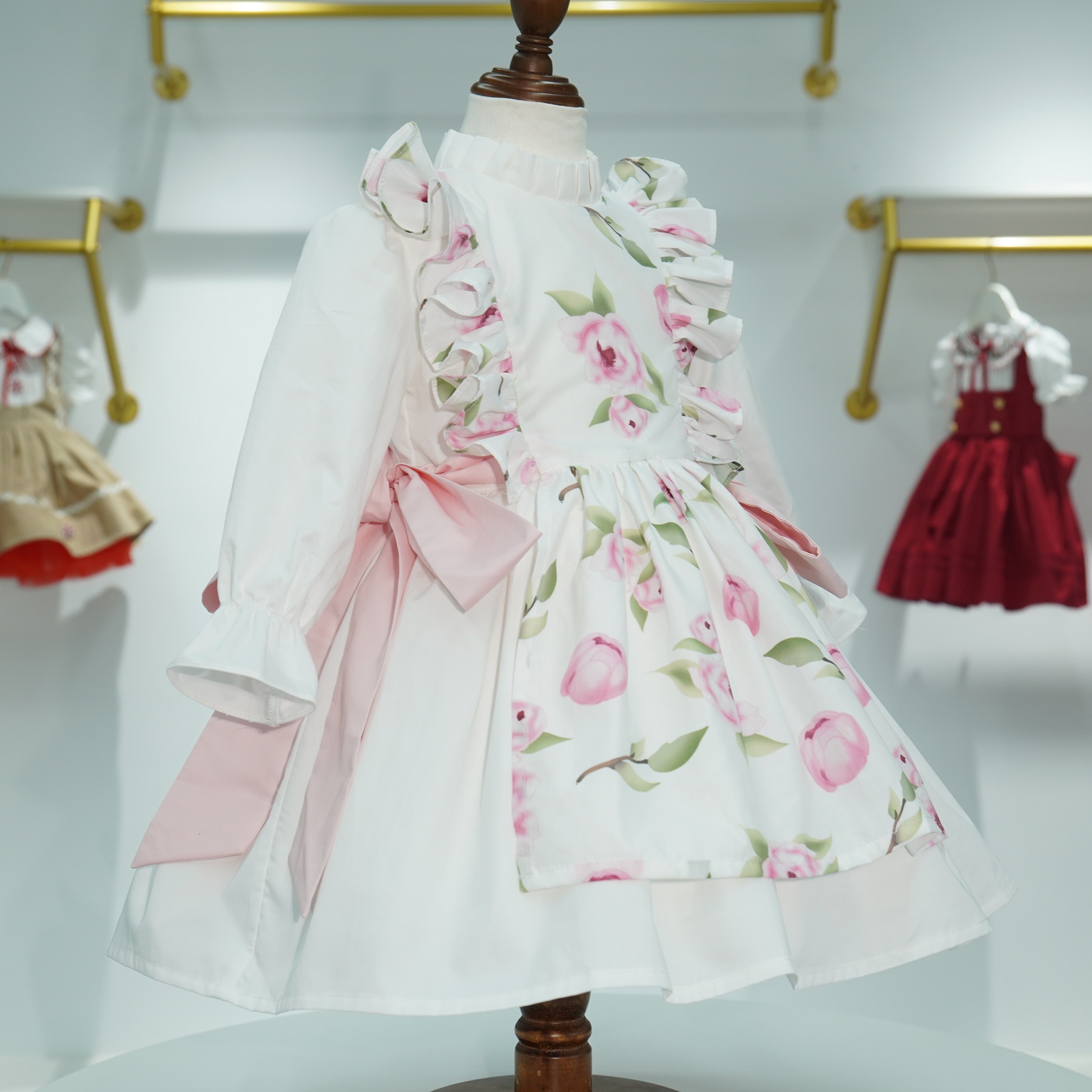 Baby meisje herfst bloemen bed - Embroidery White Dress recensie en prijs