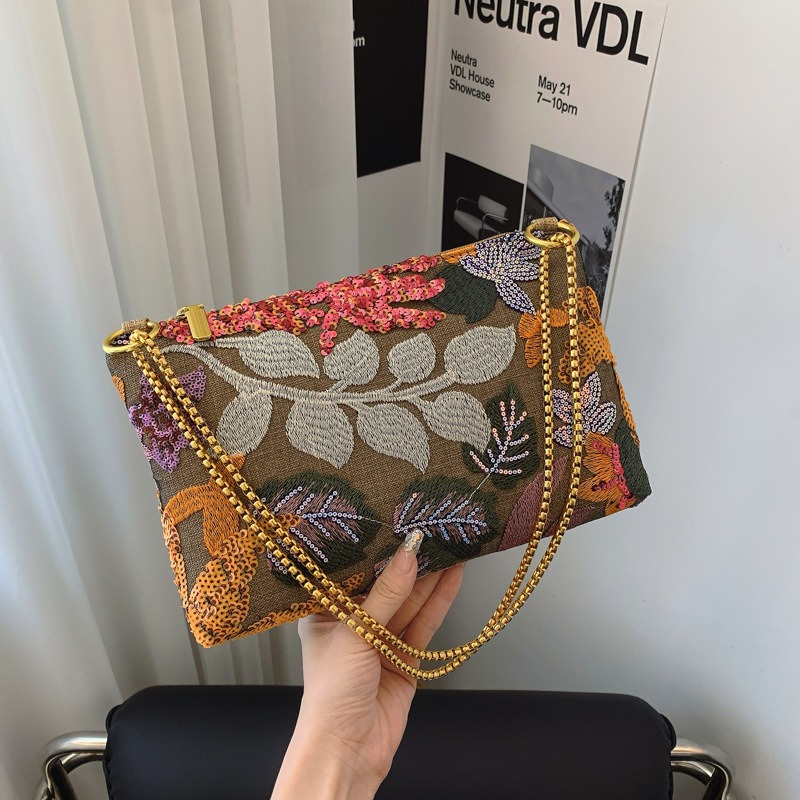 Pailletten Borduren Clutch Bag - Embroidery Bali recensie en prijs
