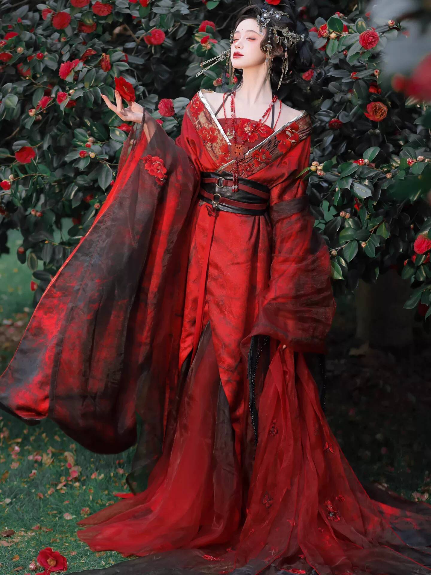 Nieuwe Datura Rode Hanfu Vrouw - Embroidery Red recensie en prijs