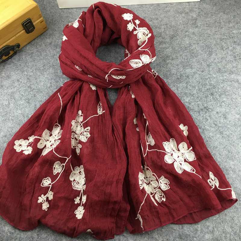 Veel kleuren etnisch borduurwe - Embroidery Hijab recensie en prijs