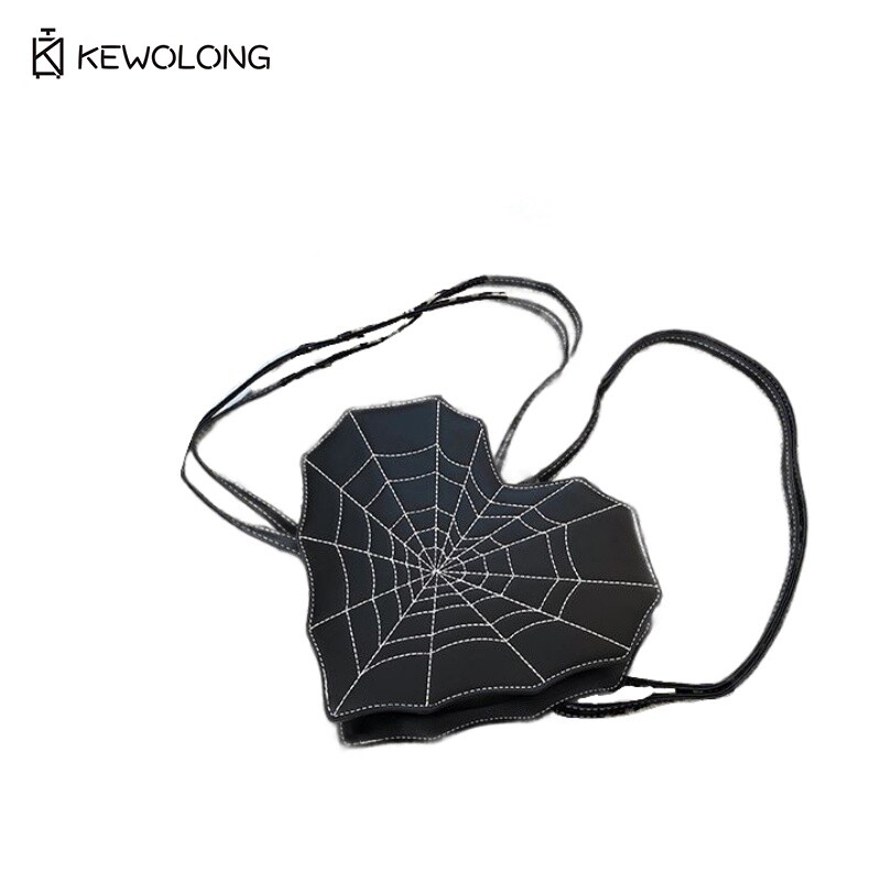 Gotische schoudertas in vleerm - Embroidery Gothic recensie en prijs